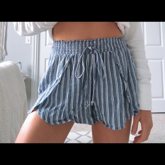 Blue and white stripped flowy shorts - Picture 1 of 2